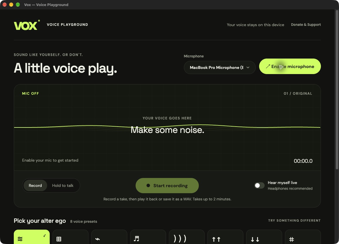 Vox Play desktop window with microphone selection, waveform, recording controls and voice presets